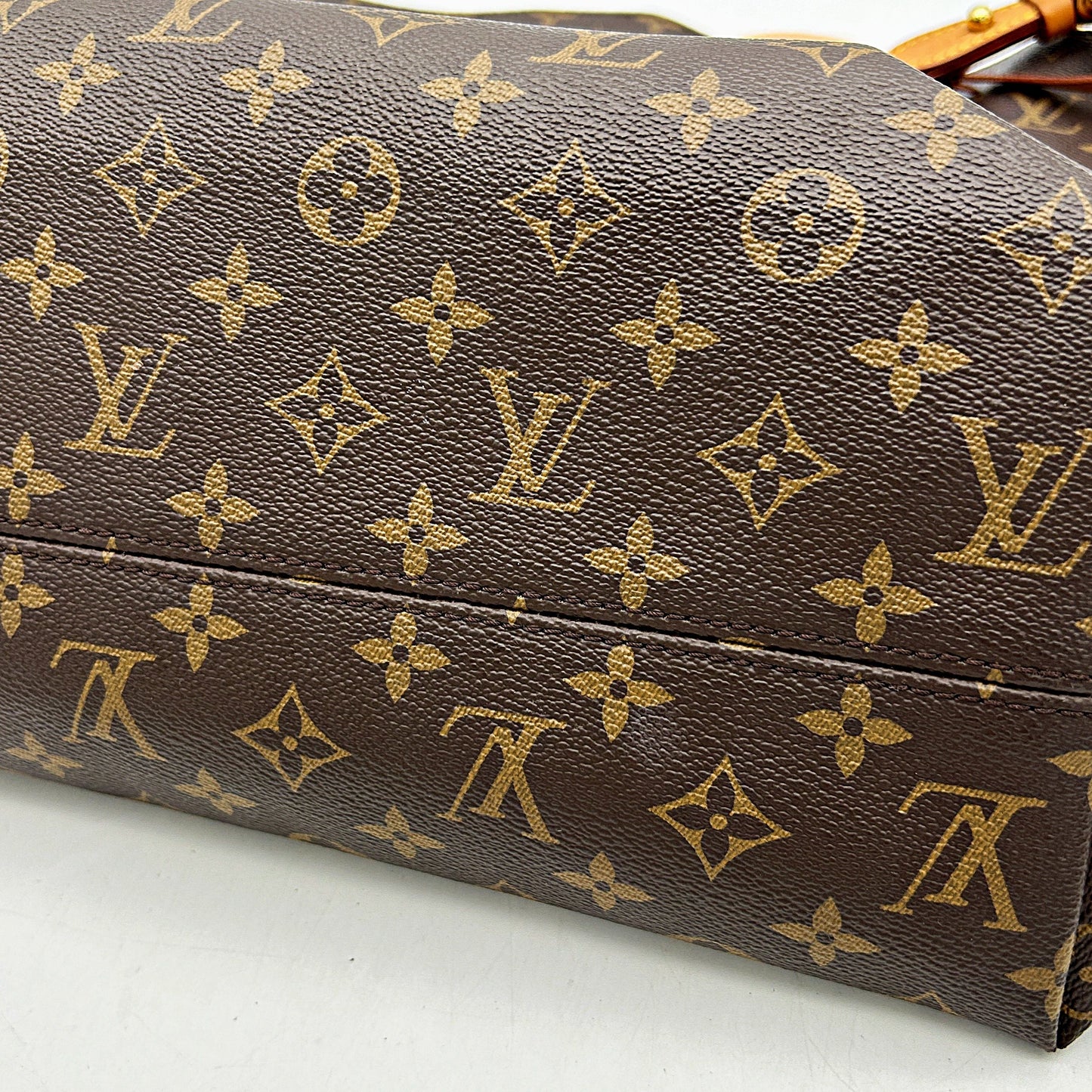 Louis Vuitton LV Monogram Graceful GM - Brown Shoulder Bags, Handbags LA32031