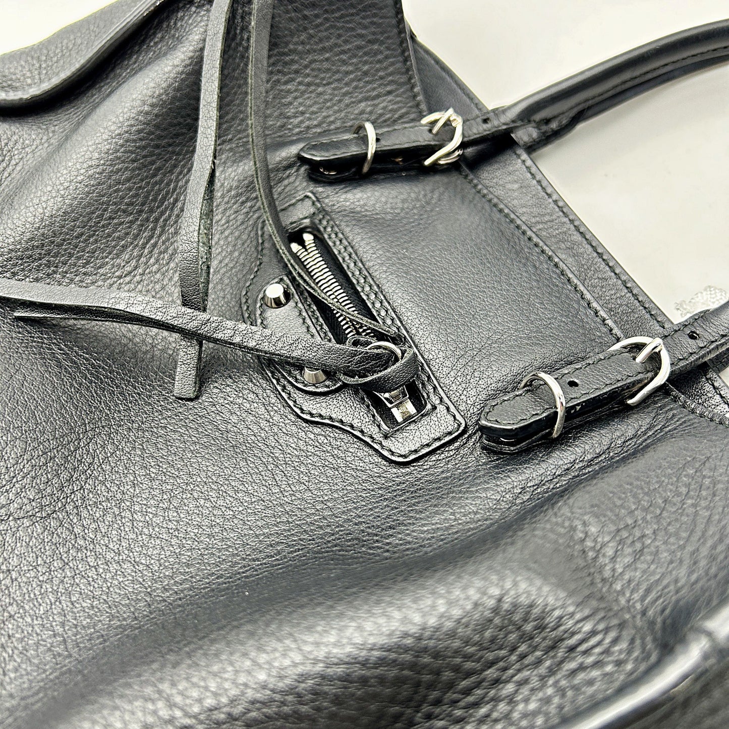Balenciaga Black Mini Papier A6 Zip-Around Satchel Leather Pony-style calfskin LA20224