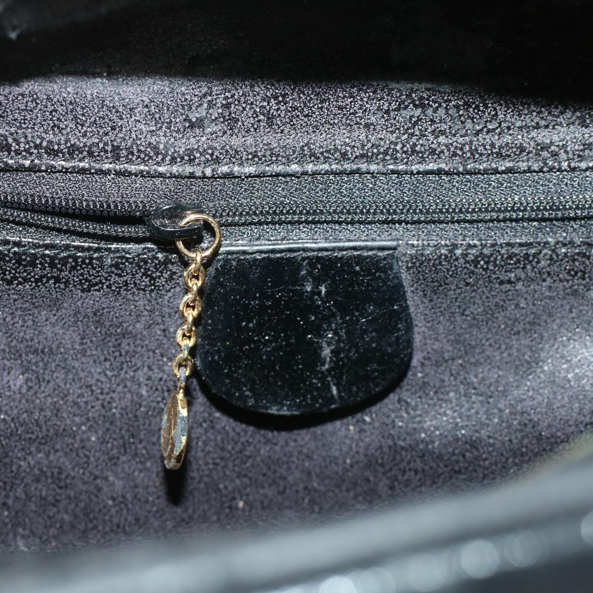 GUCCI Vanity Cosmetic Pouch Enamel 2way Black 44406