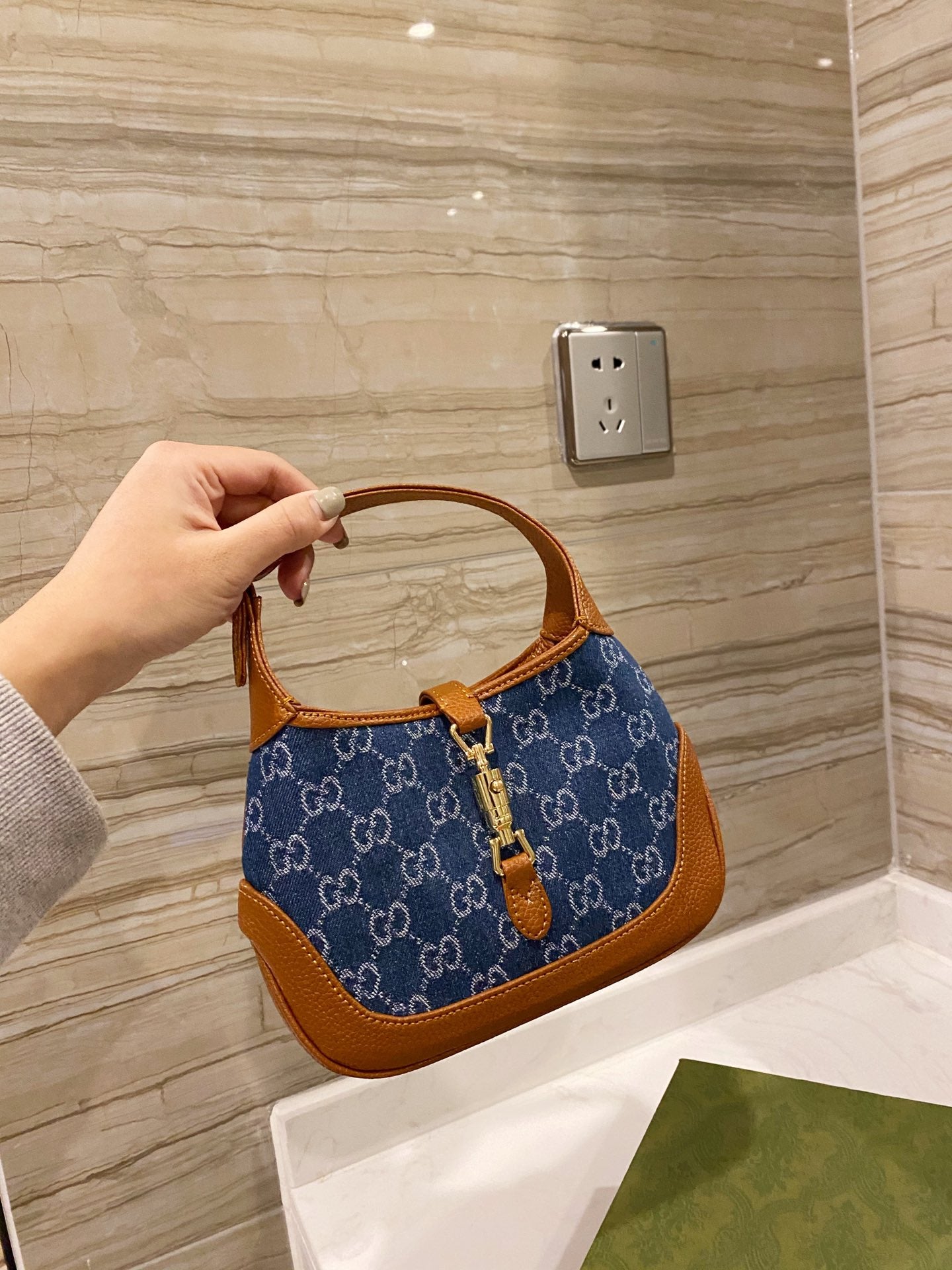 MO - Top Quality Bags Gucci 221