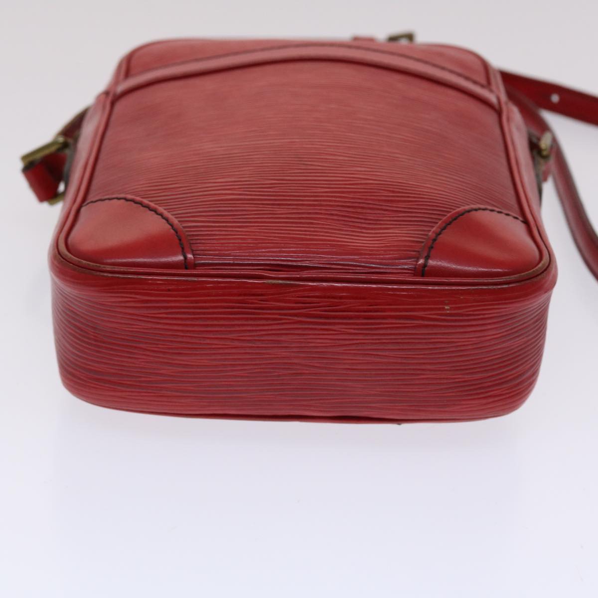 LOUIS VUITTON Epi Danube Shoulder Bag Red M45637 LV 49261