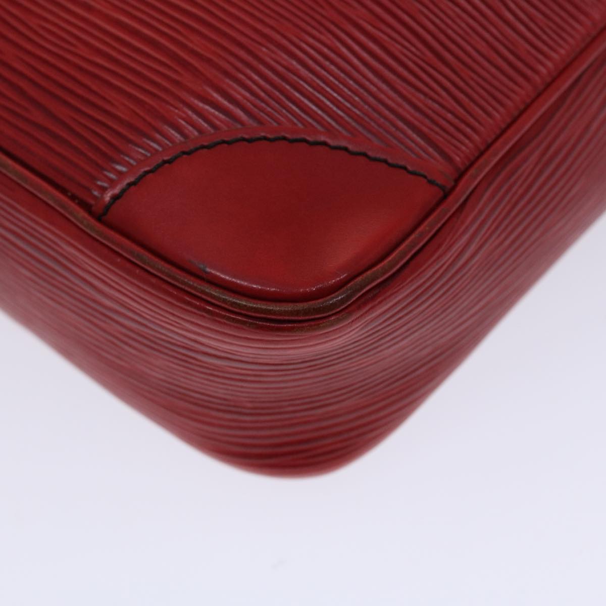 LOUIS VUITTON Epi Danube Shoulder Bag Red M45637 LV 49261