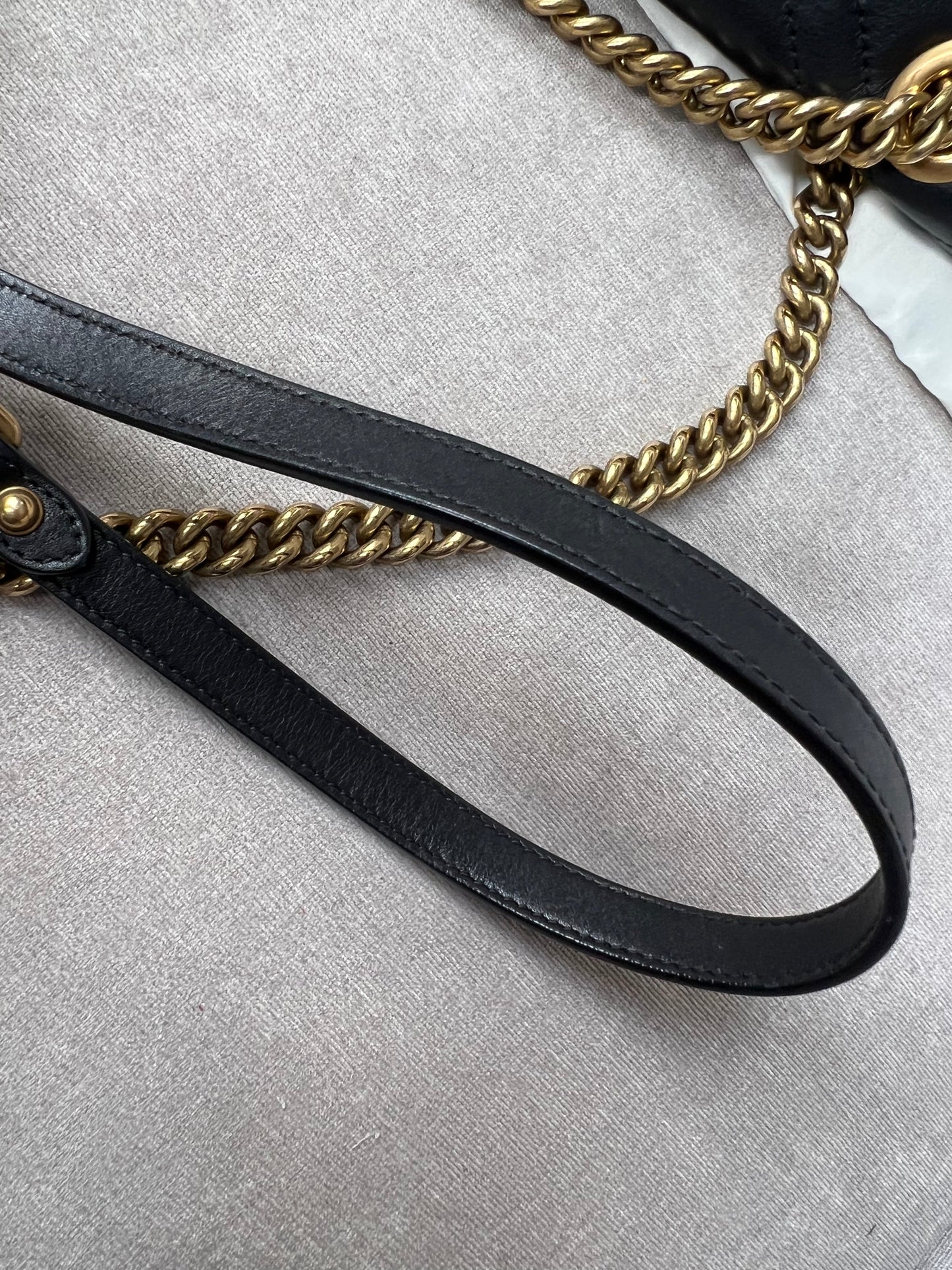 Gucci GG Black Marmont Medium Shoulder Bag