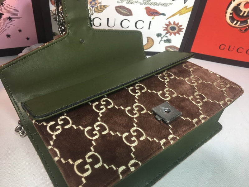 Gucci Bags - The Tote 302