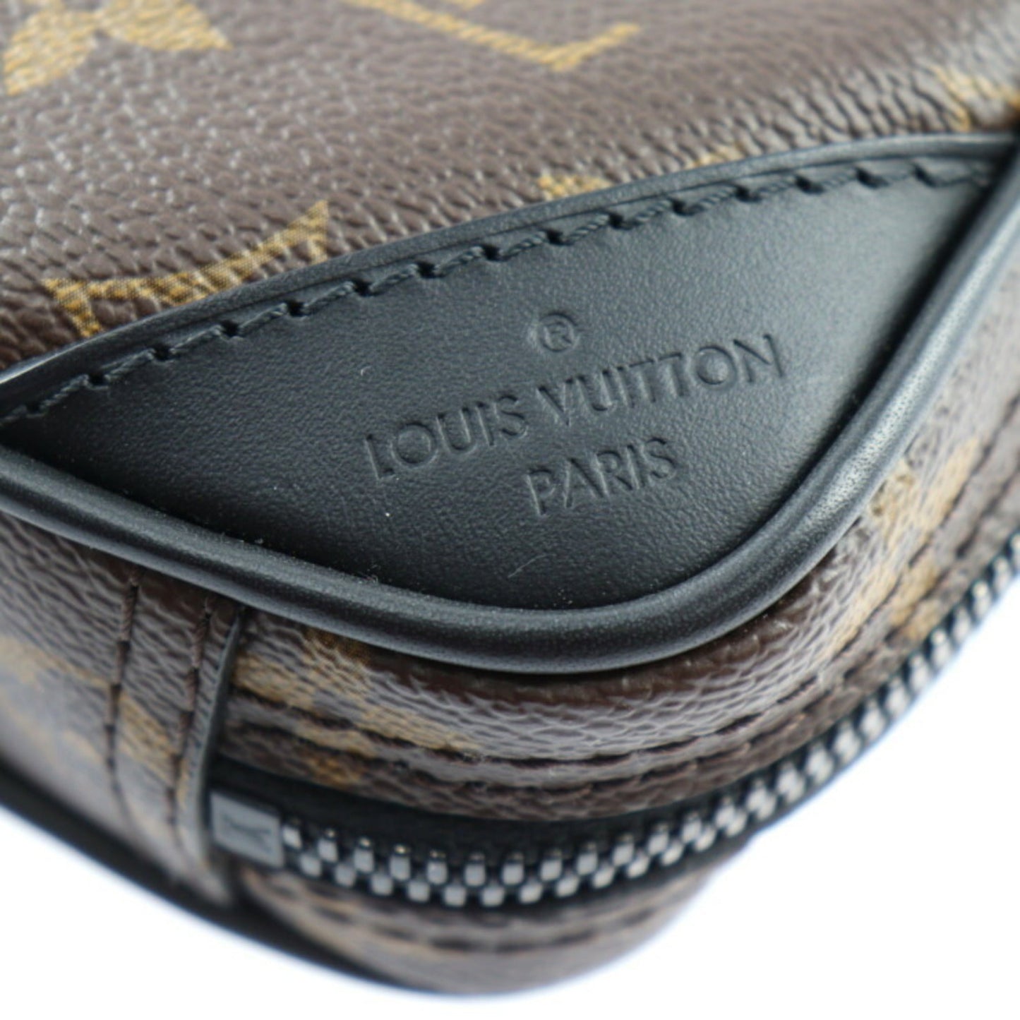 Louis Vuitton Monogram Monogram Leather Shoulder Bag Sling Bag