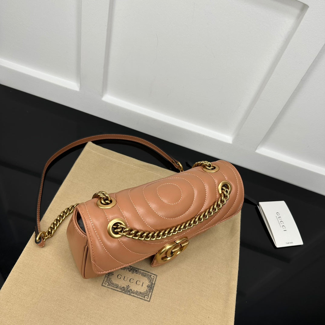 BOLSA GUCCI MARMONT PEQUENA 26