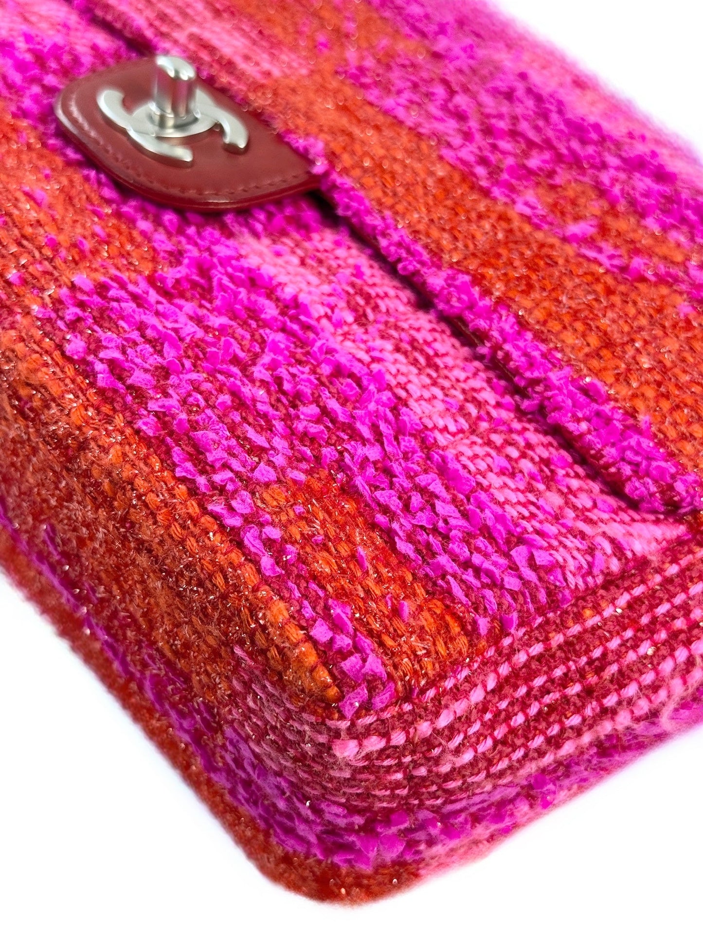 Chanel Vintage 00s Metallic Red & Pink Tweed Medium Classic Single Flap Bag w Matte Silver Hardware