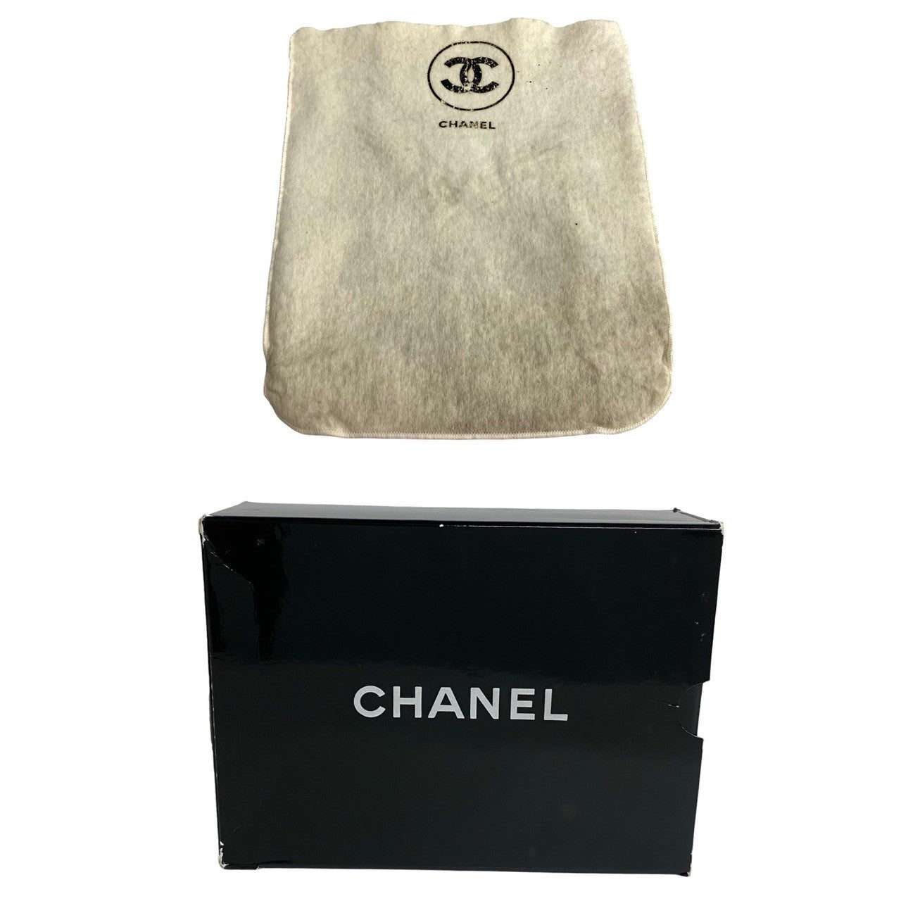 CHANEL Shoulder Bag lambskin white Matrasse