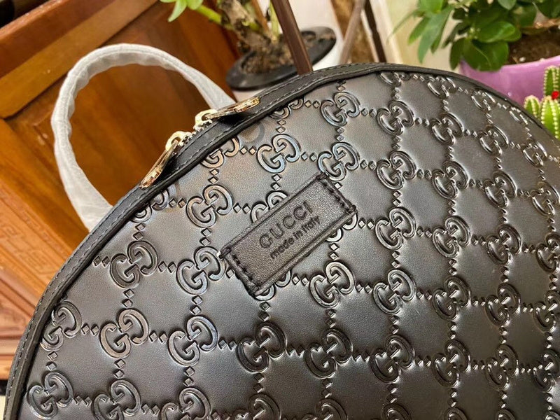 Gucci Bags - The Tote 1064