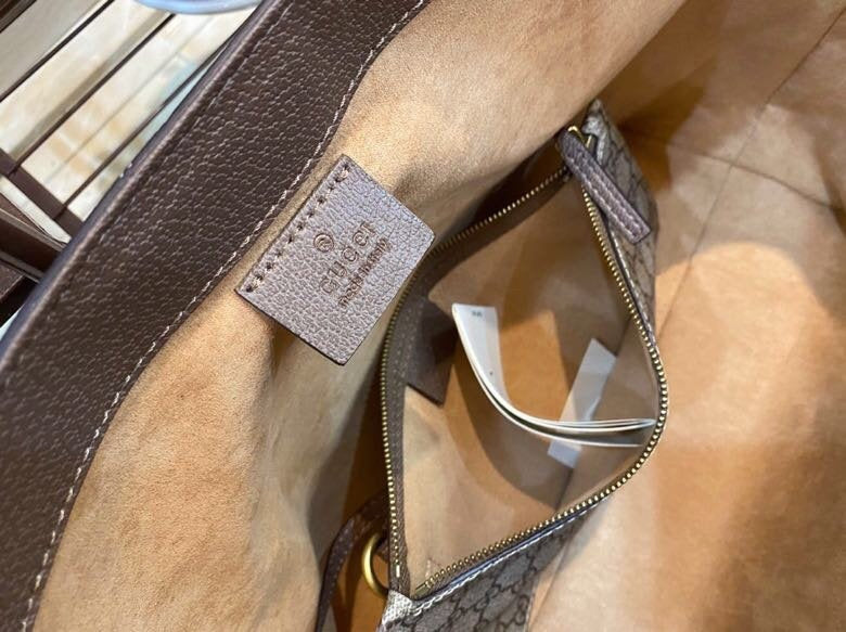 Gucci Bags - The Tote 458