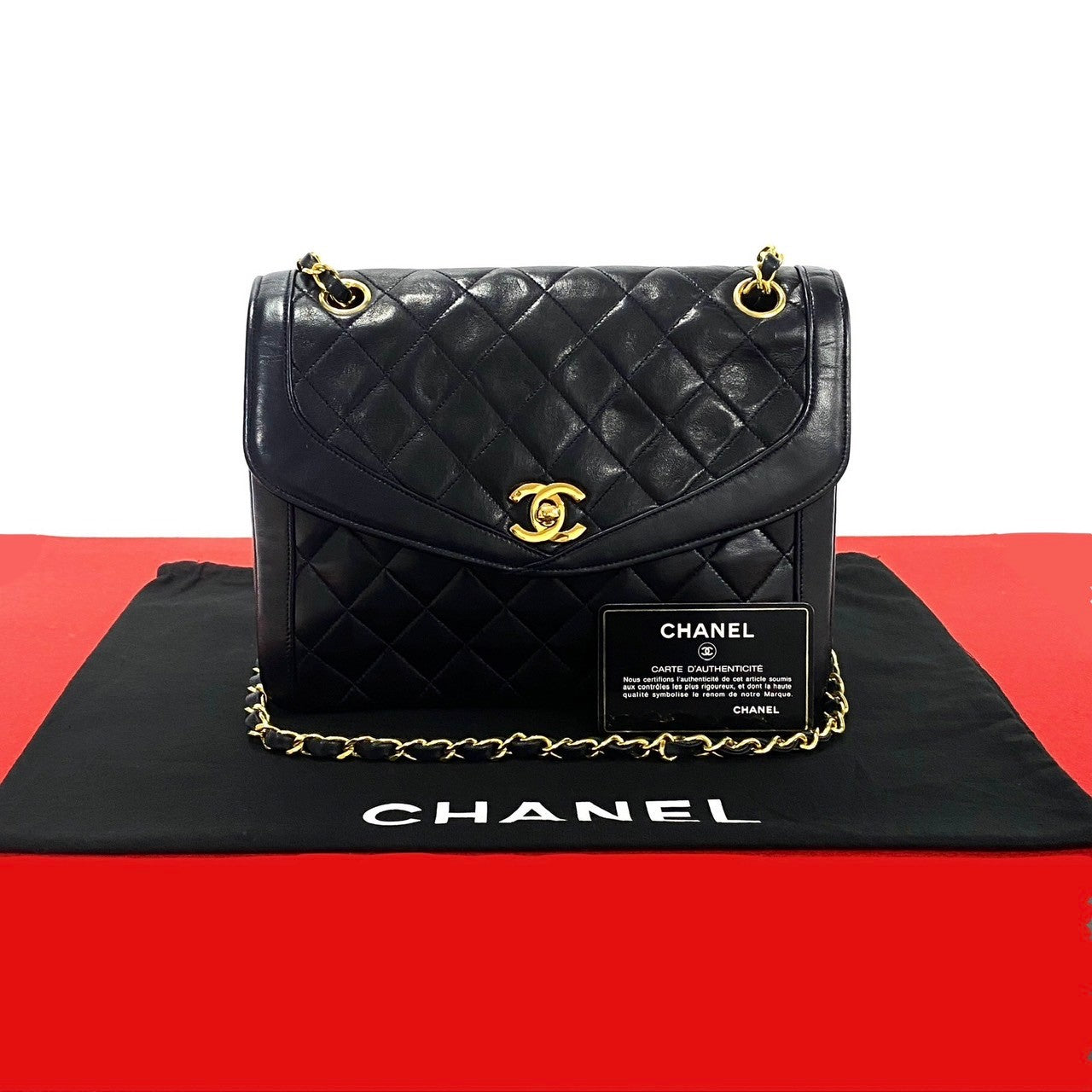CHANEL Shoulder Bag lambskin black Matrasse