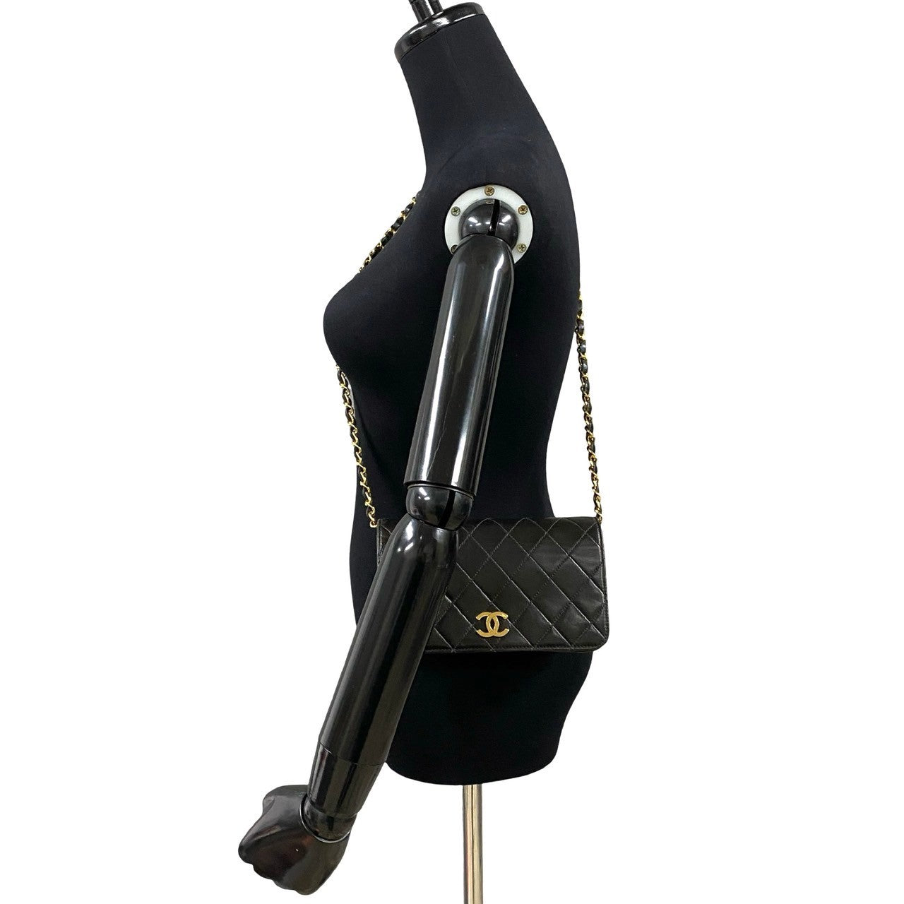 CHANEL Shoulder Bag lambskin black Matrasse