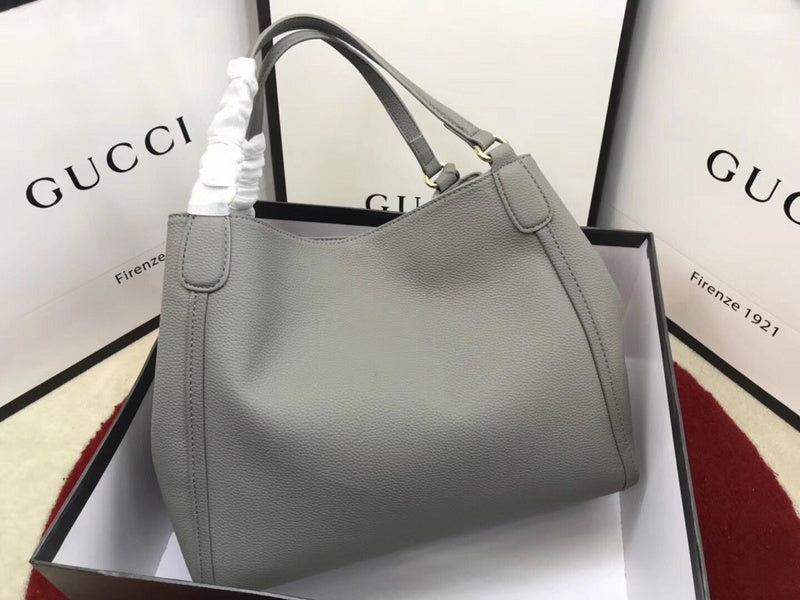 Gucci Bags - The Tote 520