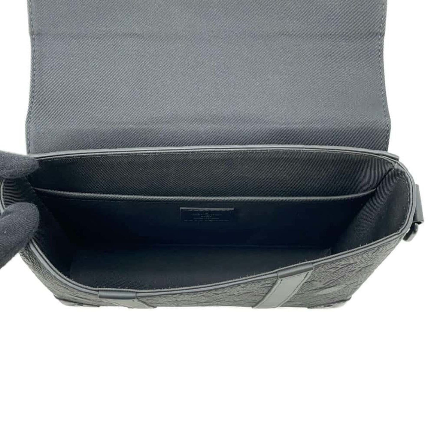 Louis Vuitton Taurillon Noir Leather Shoulder Bag