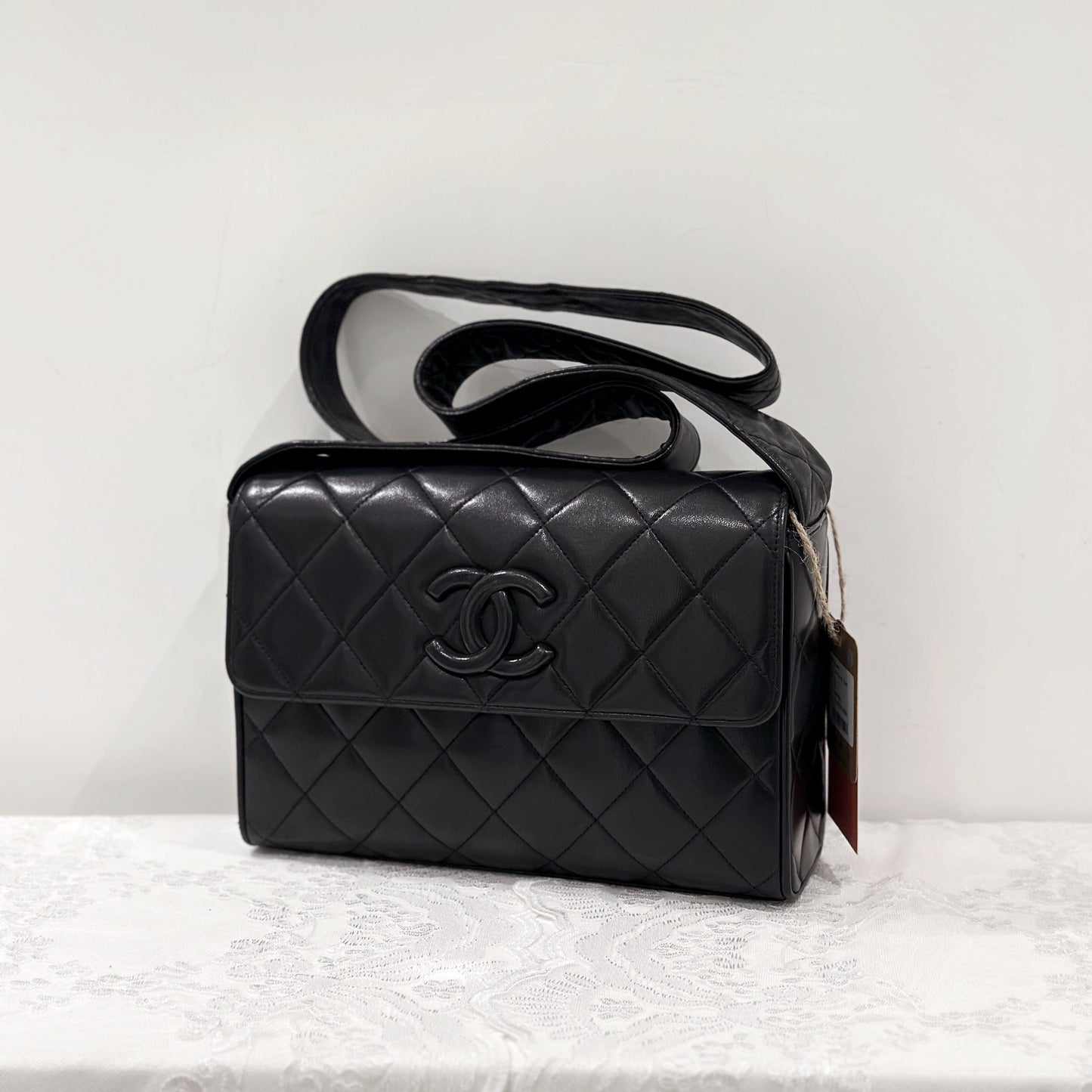 Chanel vintage so black shoulder bag