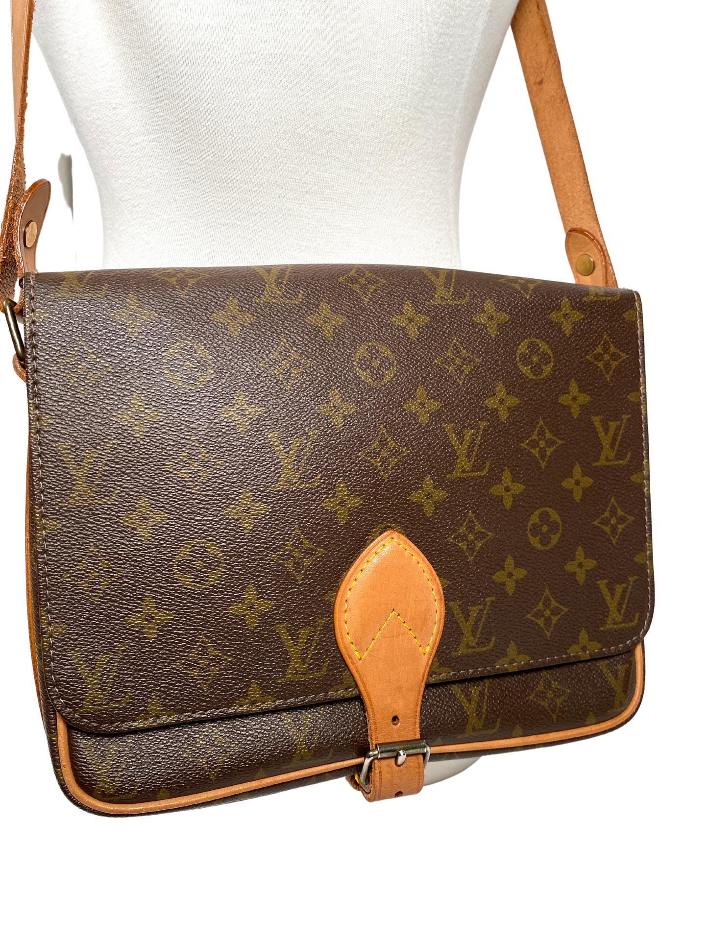 LOUIS VUITTON - CARTOUCHIERE GM MONOGRAM CANVAS CROSSBODY BAG - VINTAGE