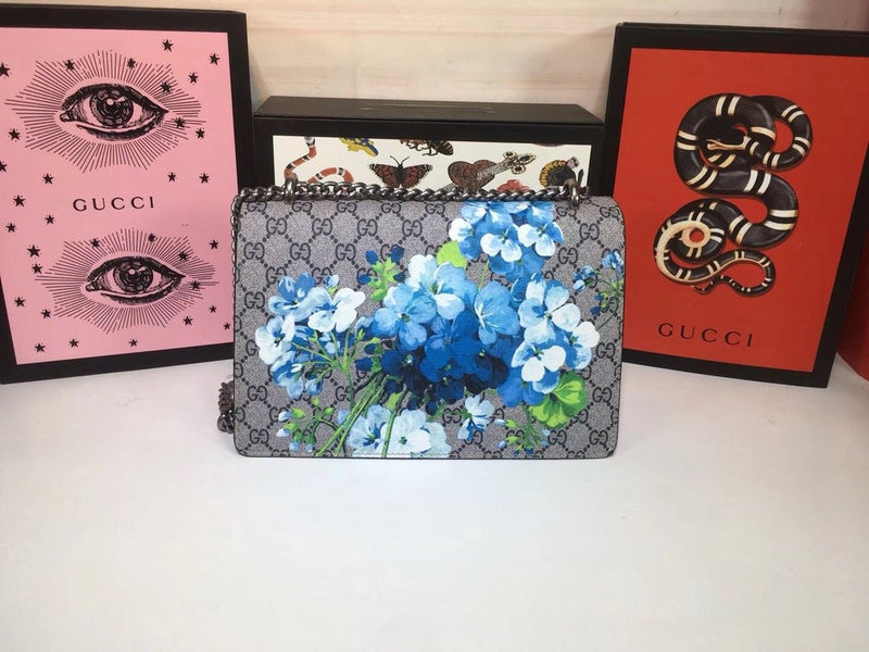 Gucci Bags - The Tote 310