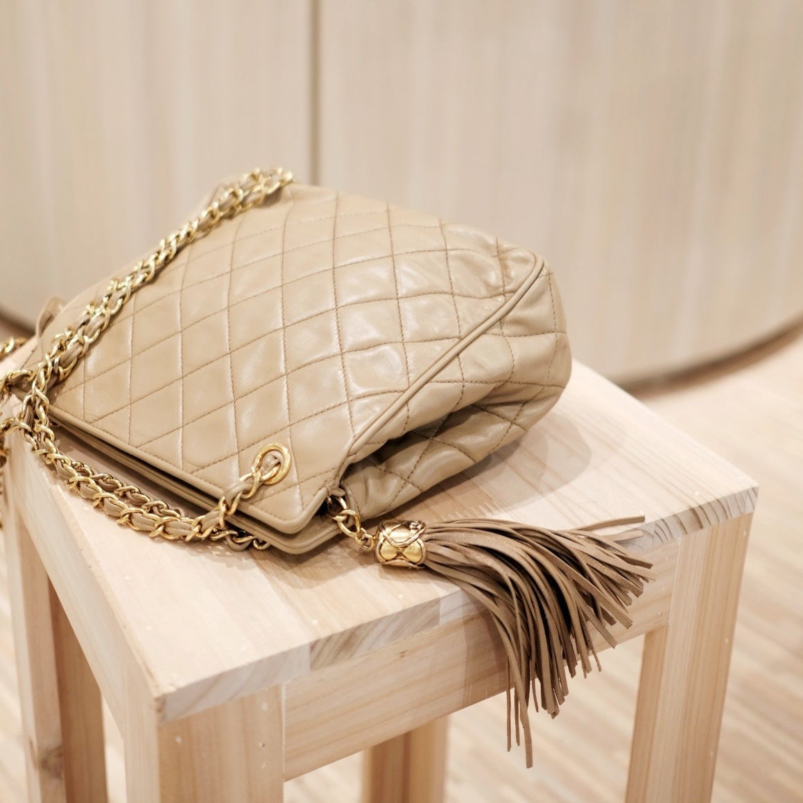 Chanel vintage chestnut gold chain shoulder bag