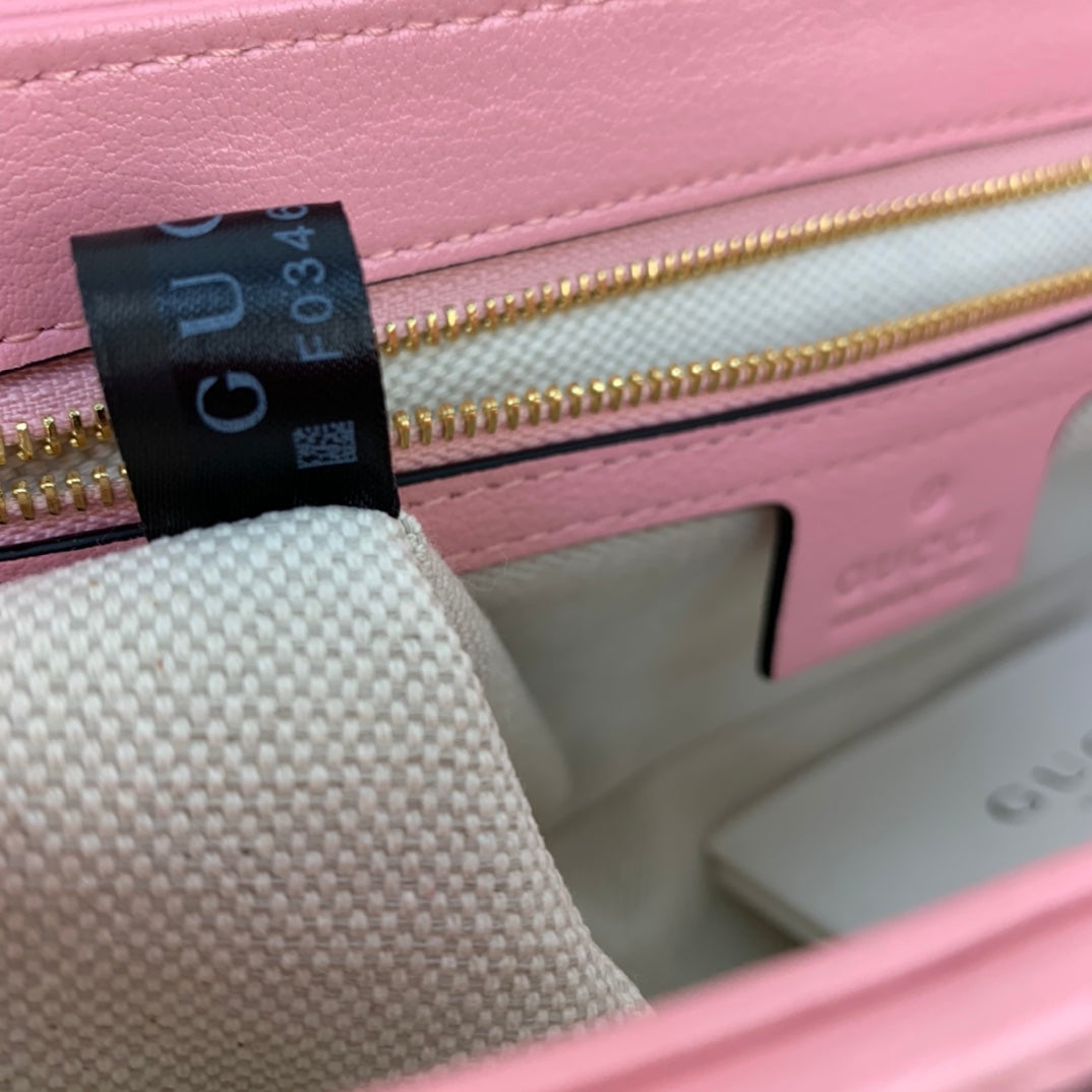 BOLSA GUCCI MARMONT PEQUENA 26