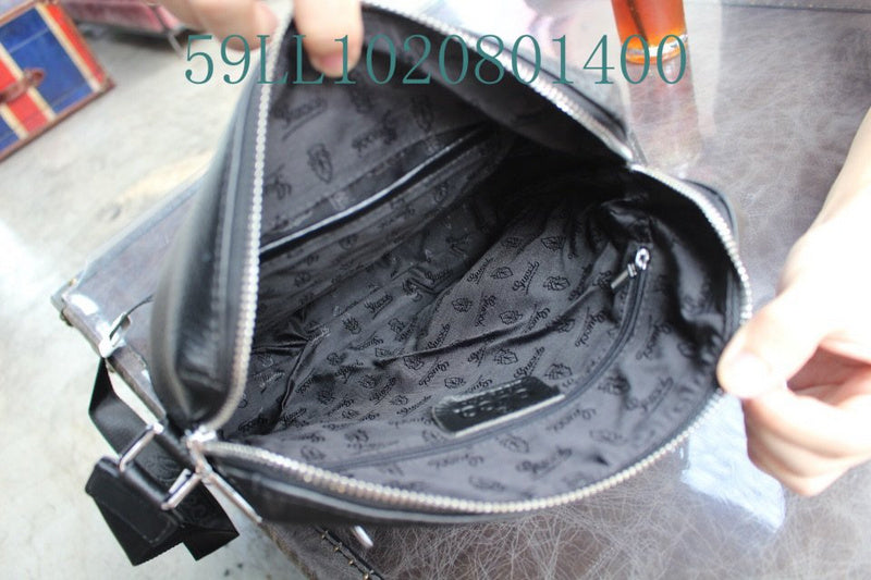 Gucci Bags - The Tote 900