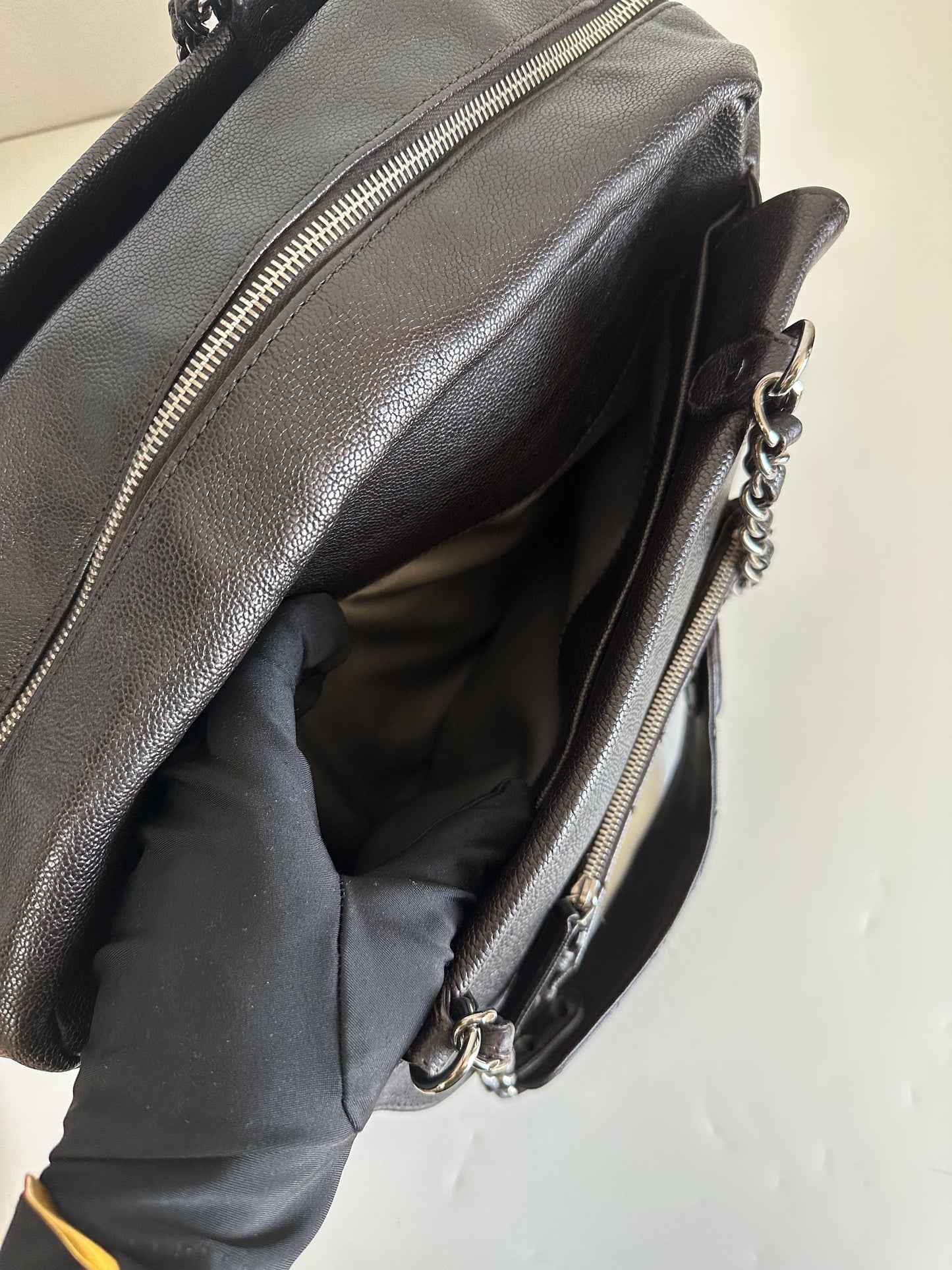 Chanel Pocket in the City Tote - Black Shoulder Bags, Handbags #JIUE