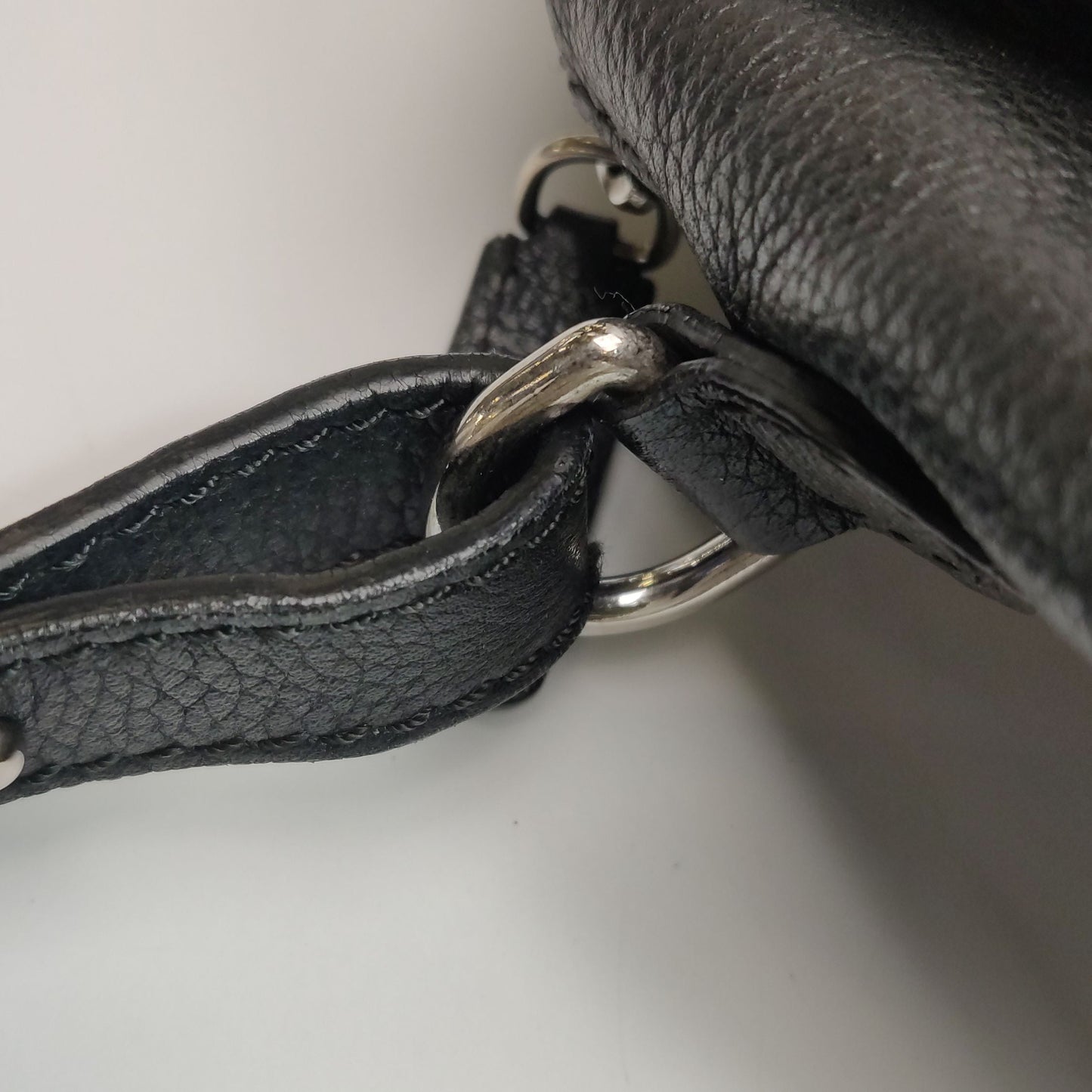 Preloved Alexander McQueen Skull Padlock Medium Leather Crossbody Bag 24091278862291