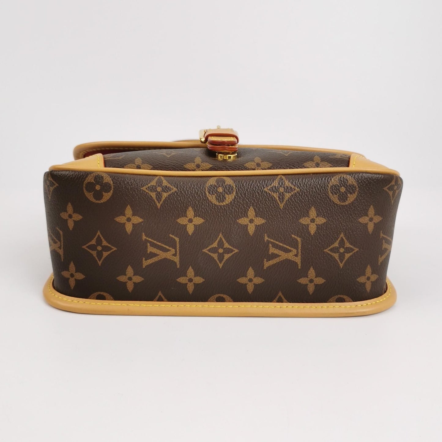 Louis Vuitton Diane Monogram Crossbody Shoulder Bag Microchip 250502781175419