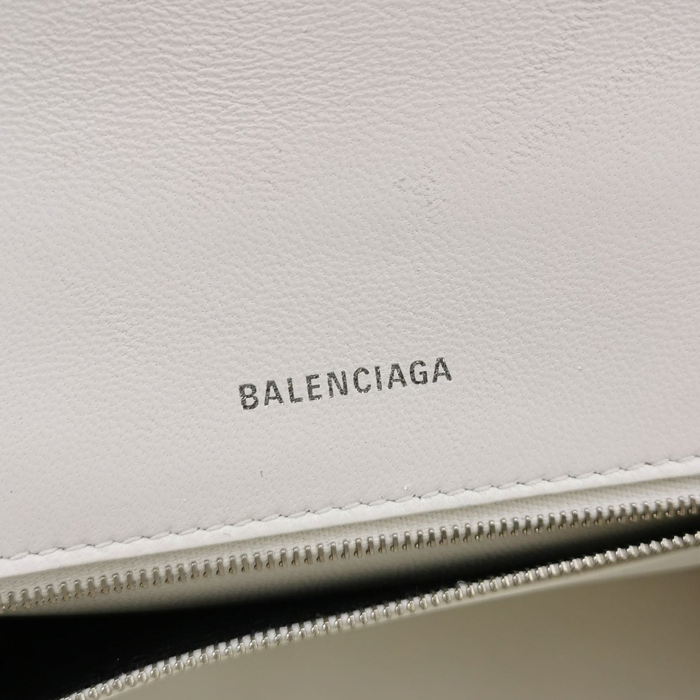 Preloved Balenciaga Hourglass Small Leather Solid Metal B Buckle Crossbody Shoulder Bag 250501781174287