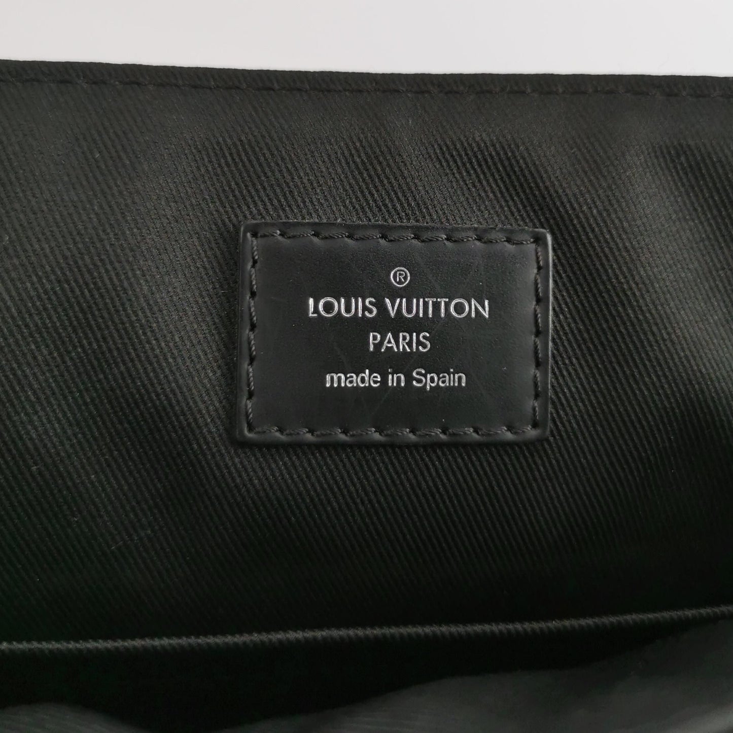 Louis Vuitton District Leather Checkerboard Flap Shoulder Bag 250501781174269