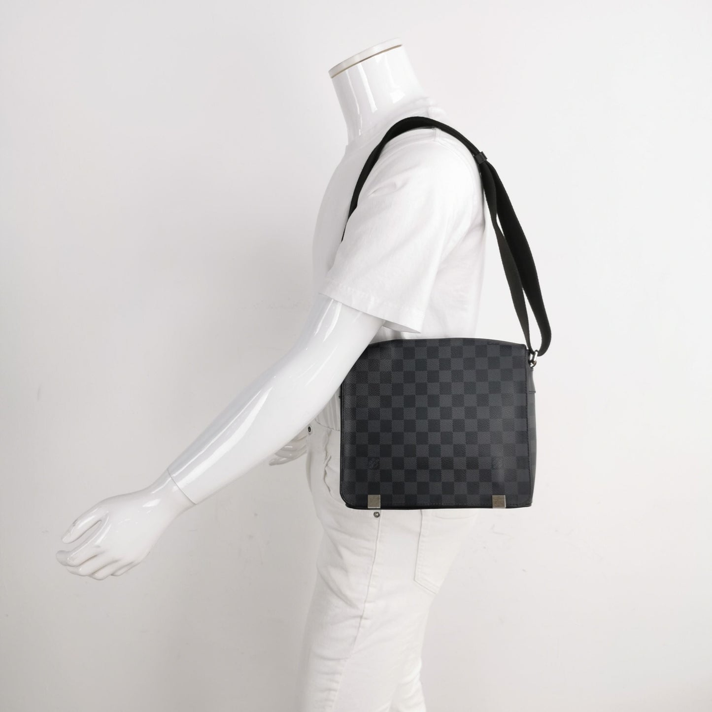 Louis Vuitton District Leather Checkerboard Flap Shoulder Bag 250501781174269