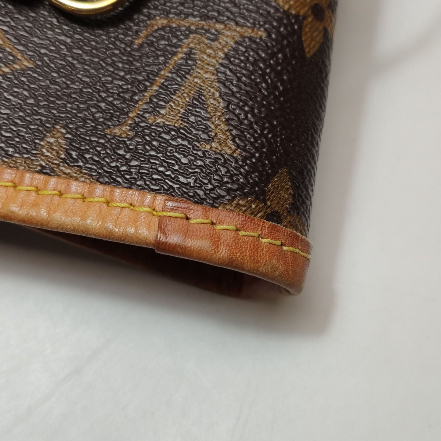 Louis Vuitton Neverfull MM Monogram Canvas Shoulder Bag 057850400444