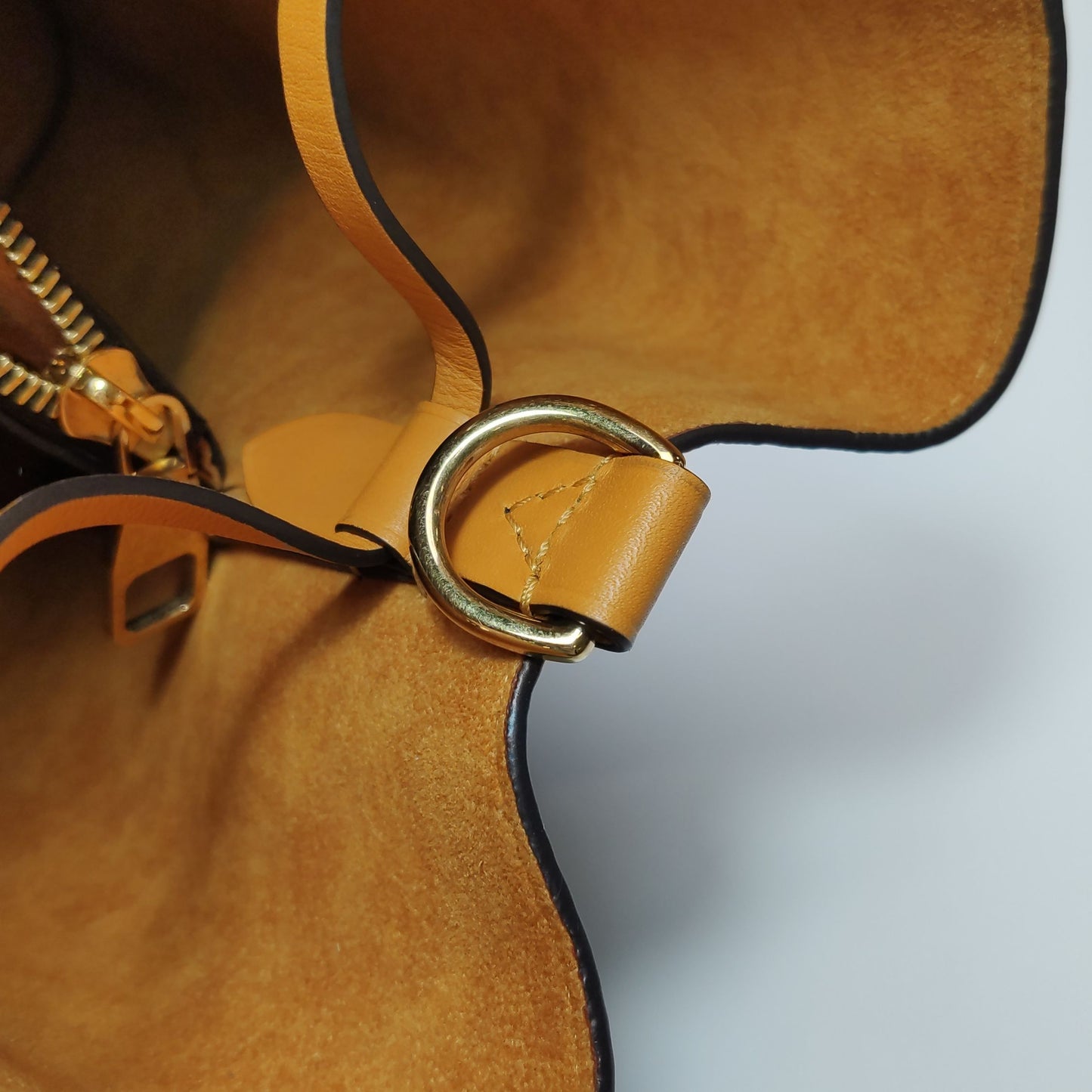 Louis Vuitton NÉONOÉ Medium Monogram Canvas Drawstring Shoulder Bag 250503781176732