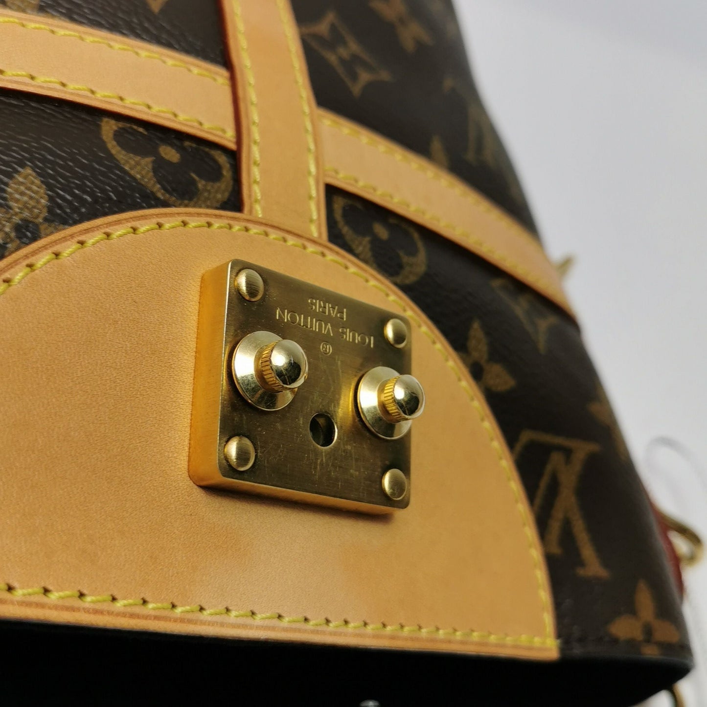 Louis Vuitton Duffle Fries Bag Monogram Print S-lock Lock Crossbody Shoulder Bag Chip Version 250504781177297
