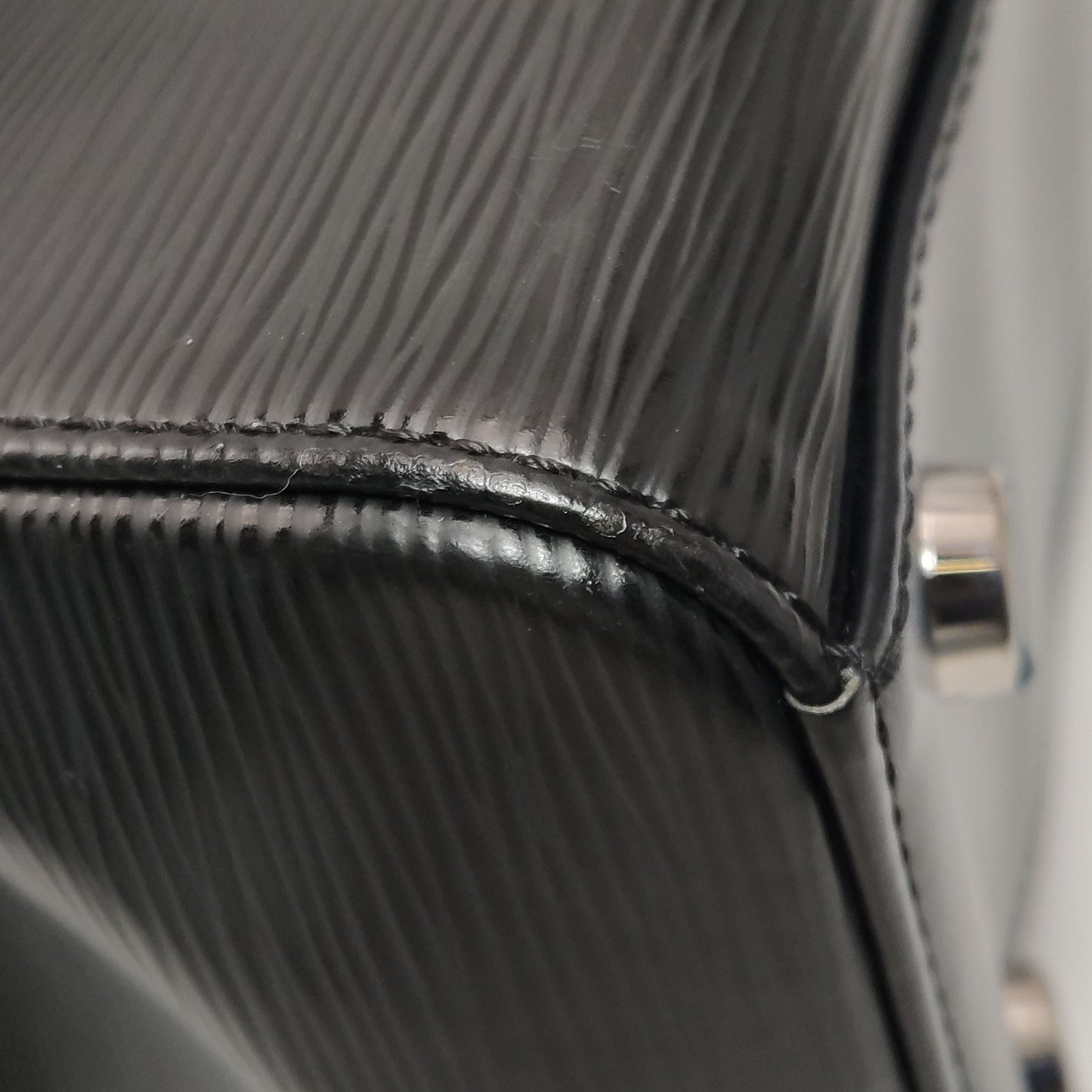 Louis Vuitton Brea Doctor Bag Medium Calfskin Water Wave Rivet Decor Shoulder Bag 250516781194991