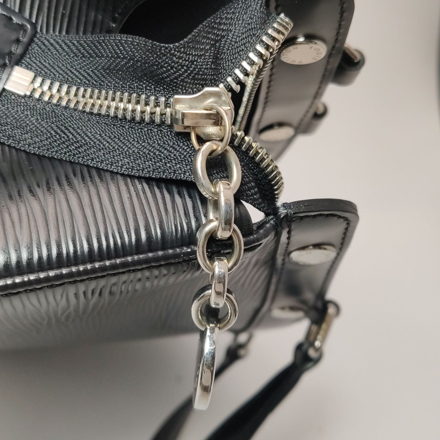 Louis Vuitton Brea Doctor Bag Medium Calfskin Water Wave Rivet Decor Shoulder Bag 250516781194991