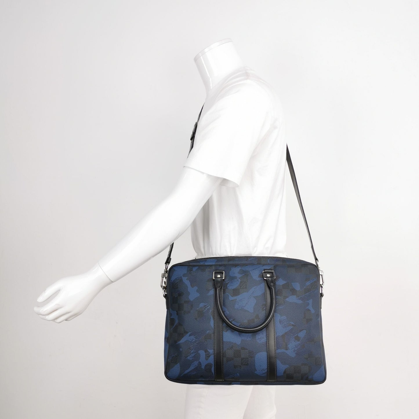 Louis Vuitton Porte Documents Camouflage Print Crossbody Shoulder Bag 250514781191889