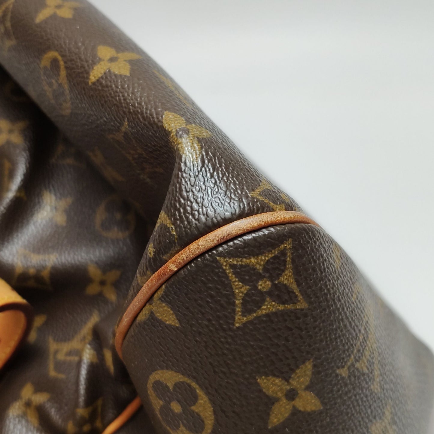 Louis Vuitton Tivoli Large Monogram Canvas Shoulder Bag 250515781193664