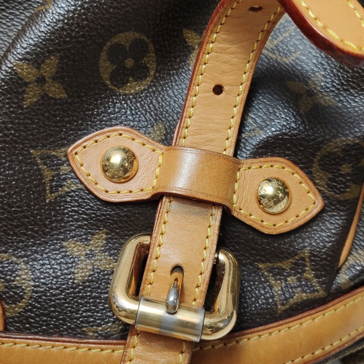 Louis Vuitton Tivoli Large Monogram Canvas Shoulder Bag 250515781193664