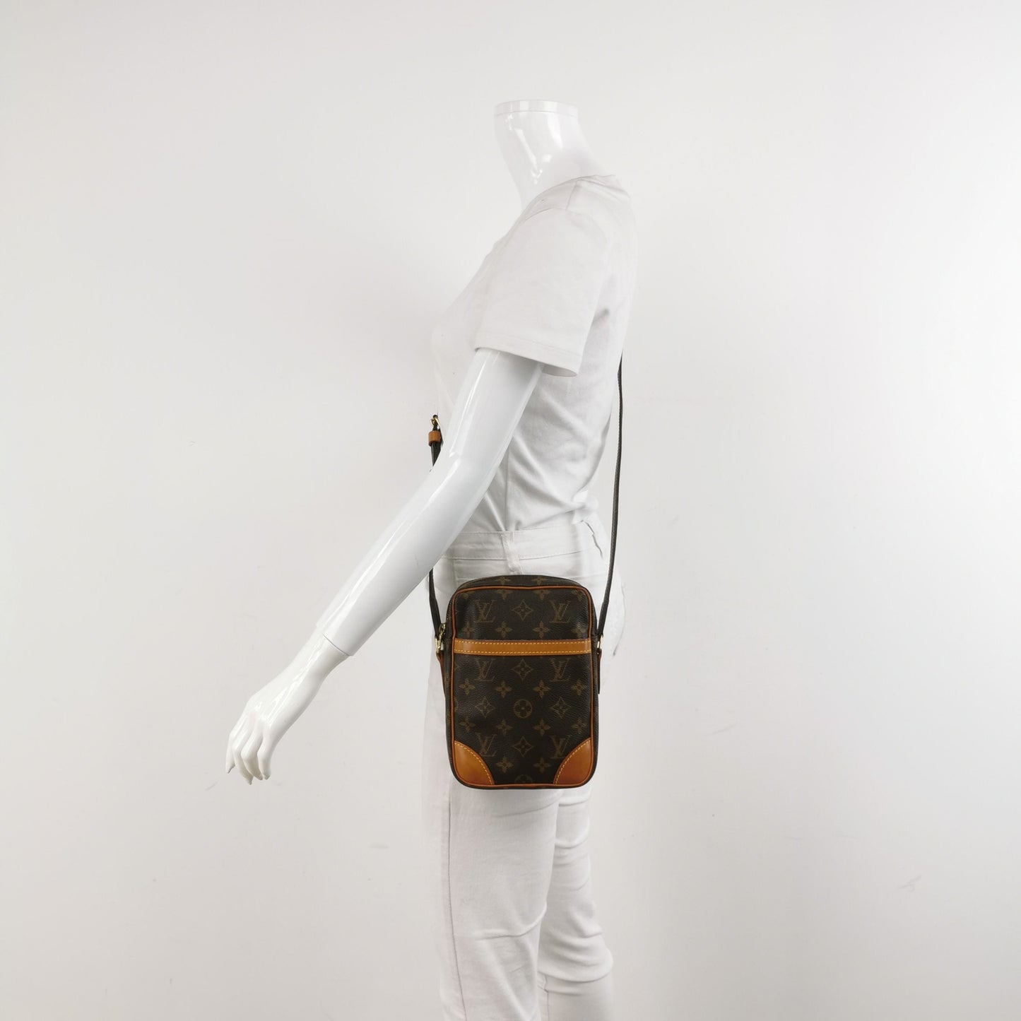 Louis Vuitton Danube Camera Bag Monogram Print Crossbody Shoulder Bag 24120378969727