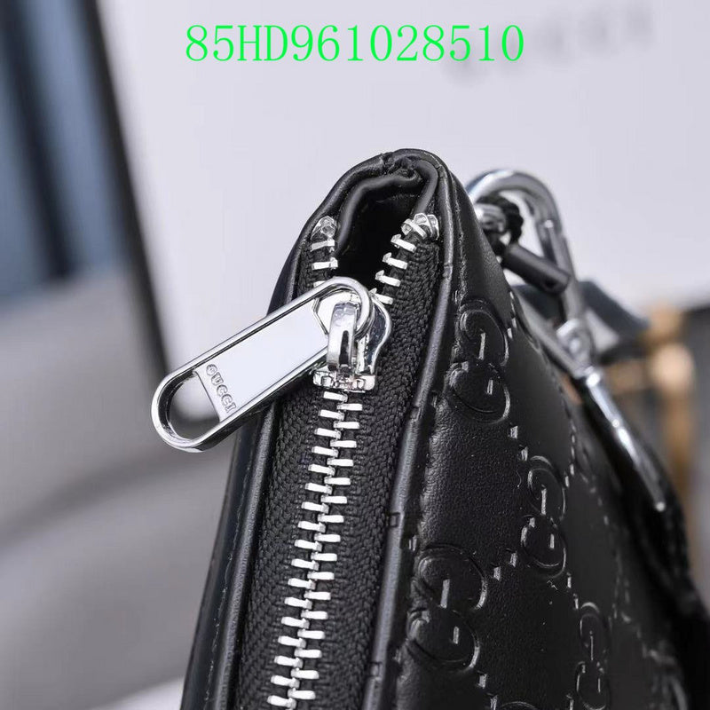 Gucci Bags - The Tote 938