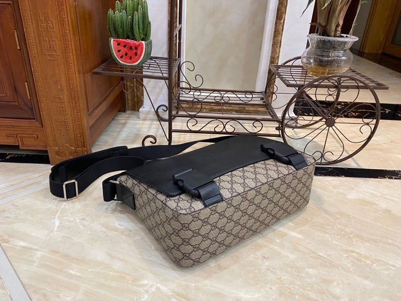Gucci Bags - The Tote 914