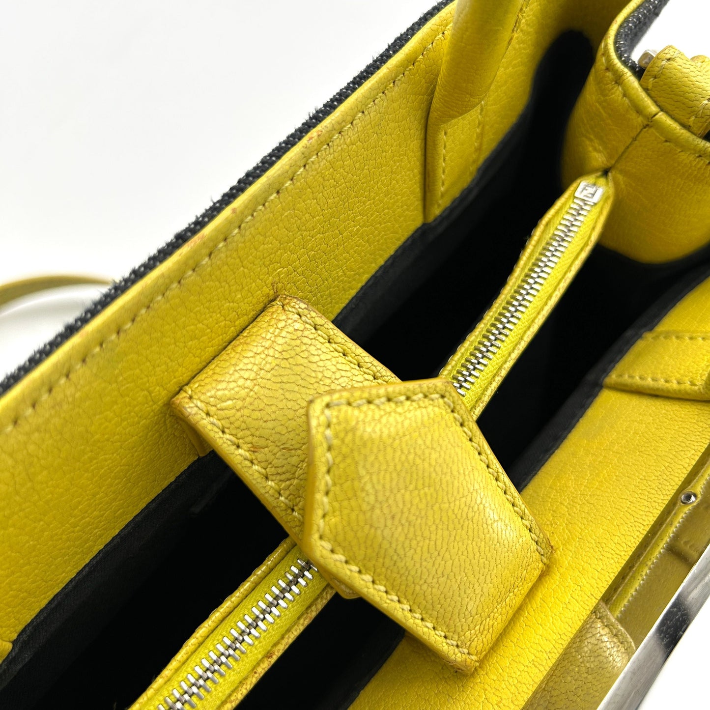 Fendi | Bags | 30 New Fendi Leather Medium Sunshine Shoulder Tote Bag Nwt LA10763