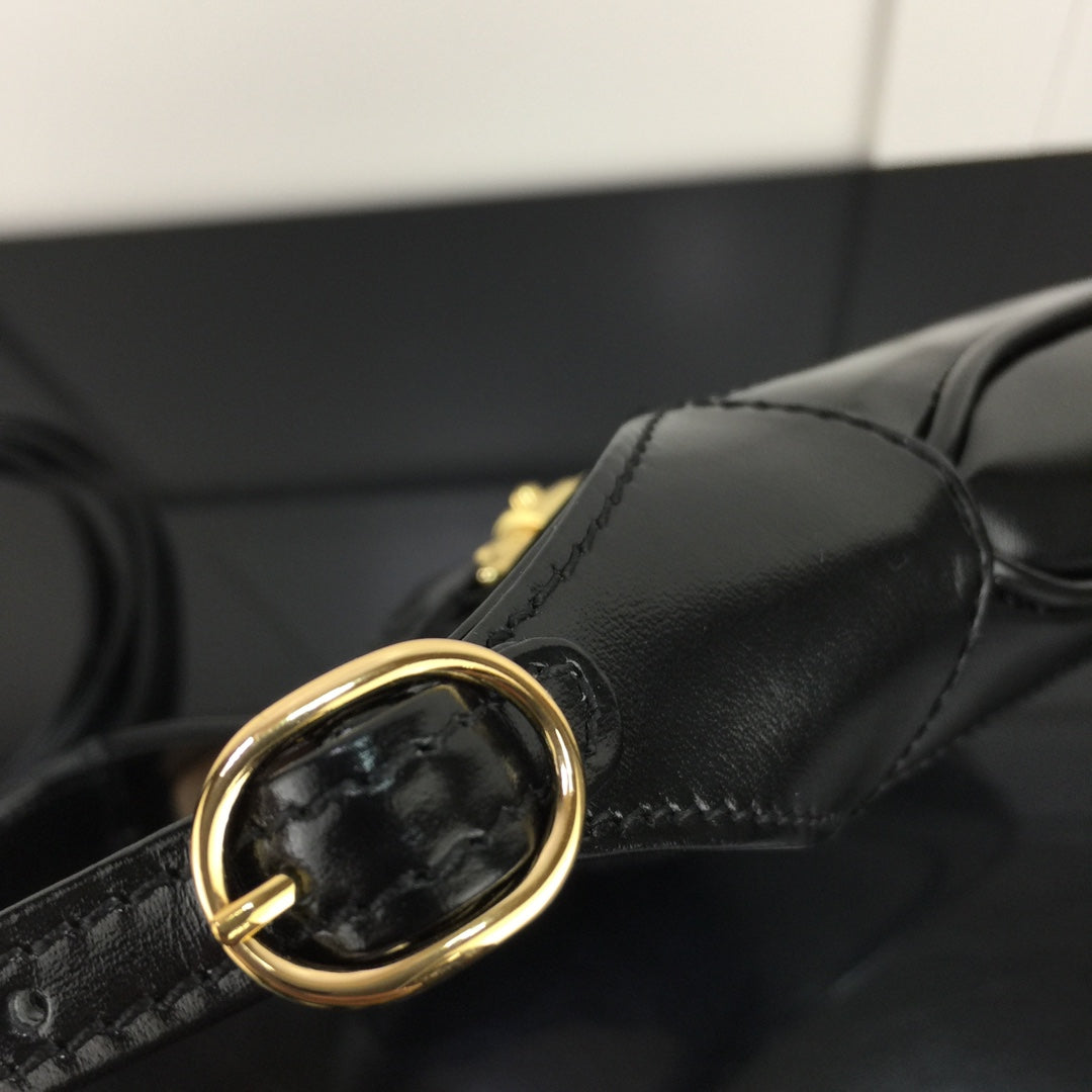 BOLSA GUCCI JACKIE MINI 19