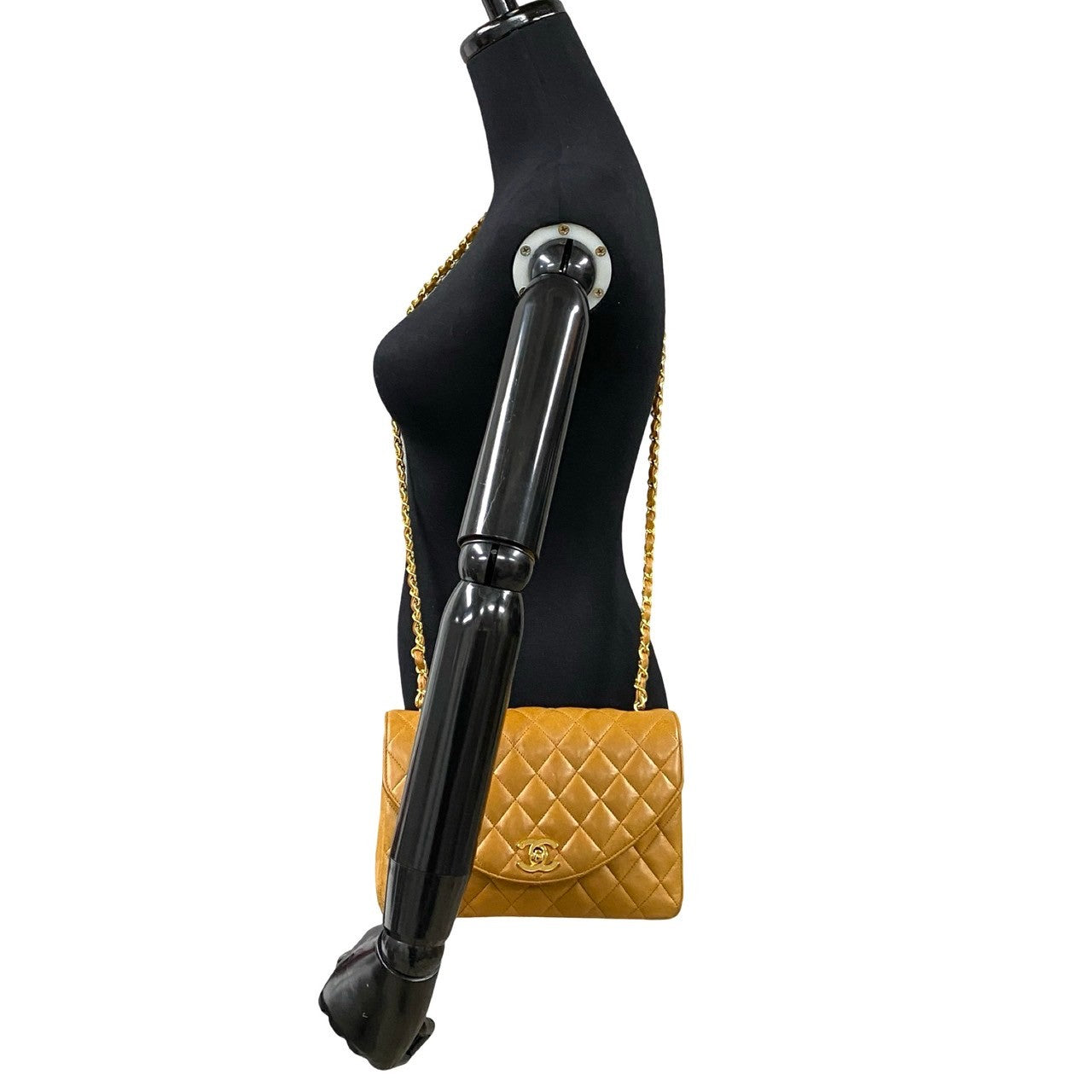 CHANEL Shoulder Bag lambskin Brown Matrasse