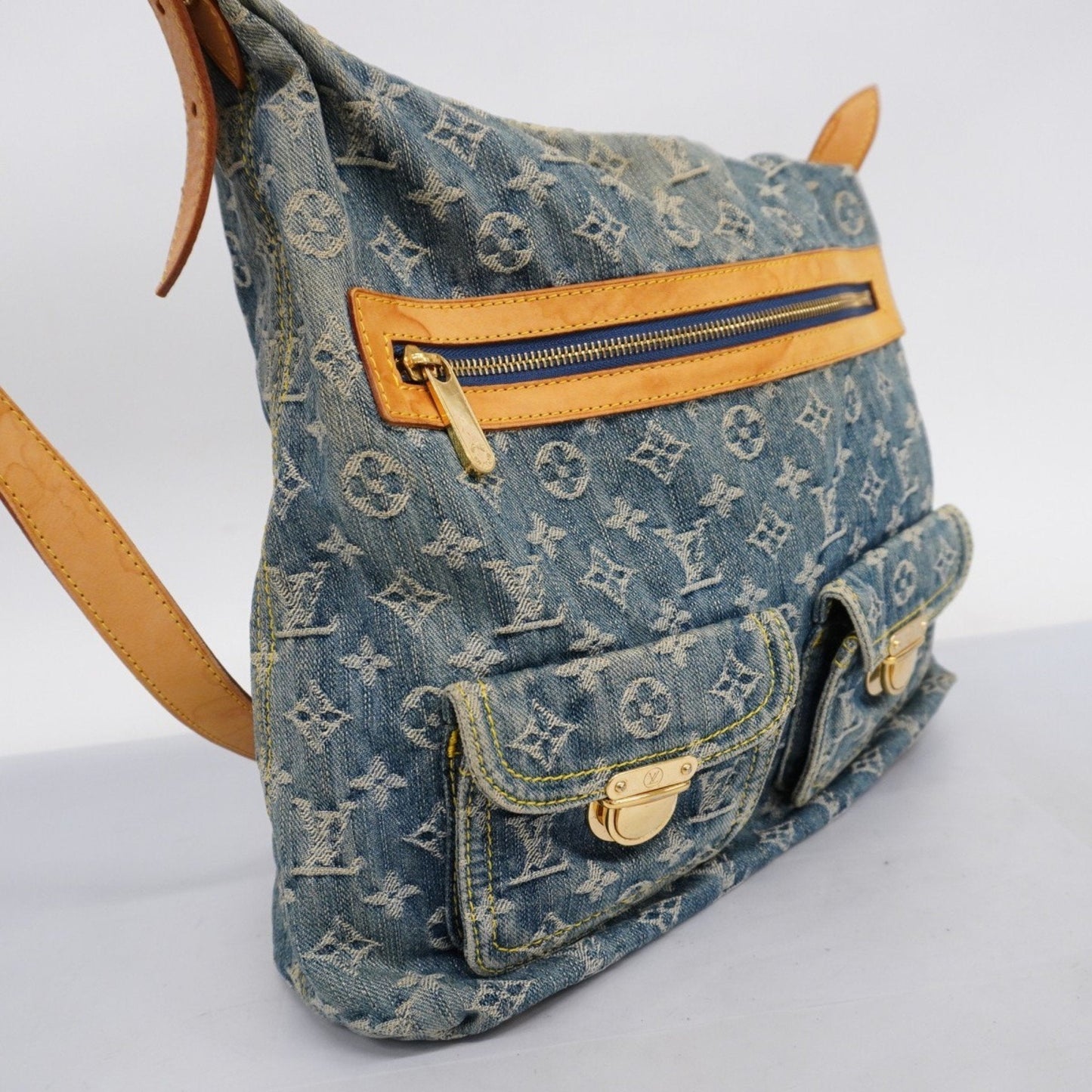 Louis Vuitton Shoulder Bag
