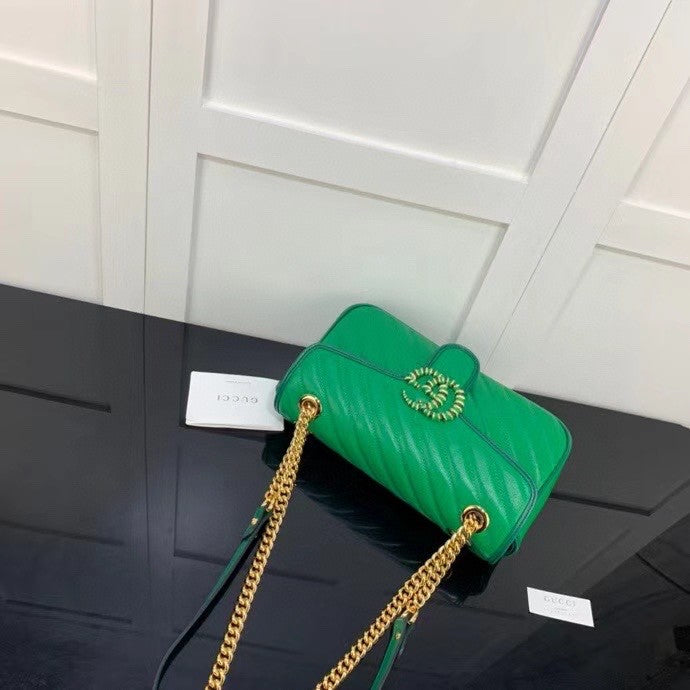 BOLSA GUCCI MARMONT PEQUENA 26