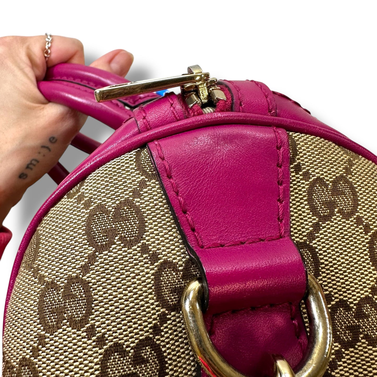Handbag Luxury Designer By Gucci Size: Large