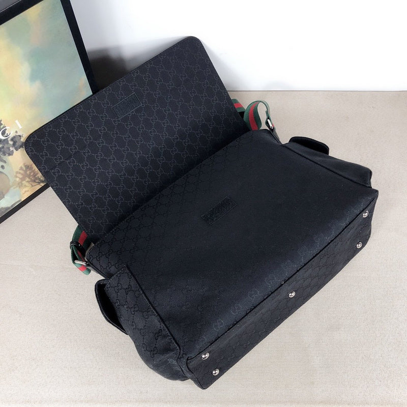 Gucci Bags - The Tote 911