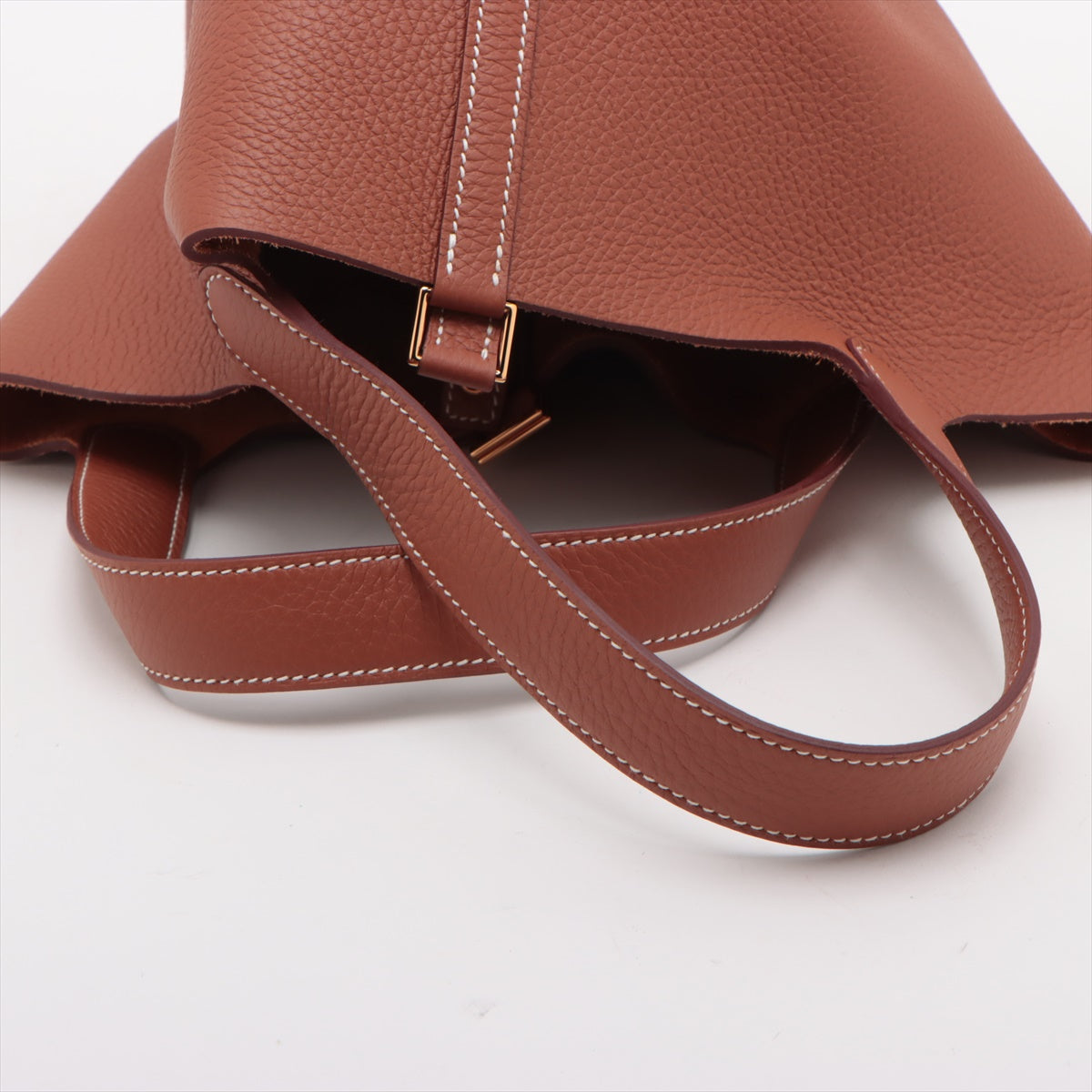 Hermes Picotin Lock MM clémence G Gold Gold