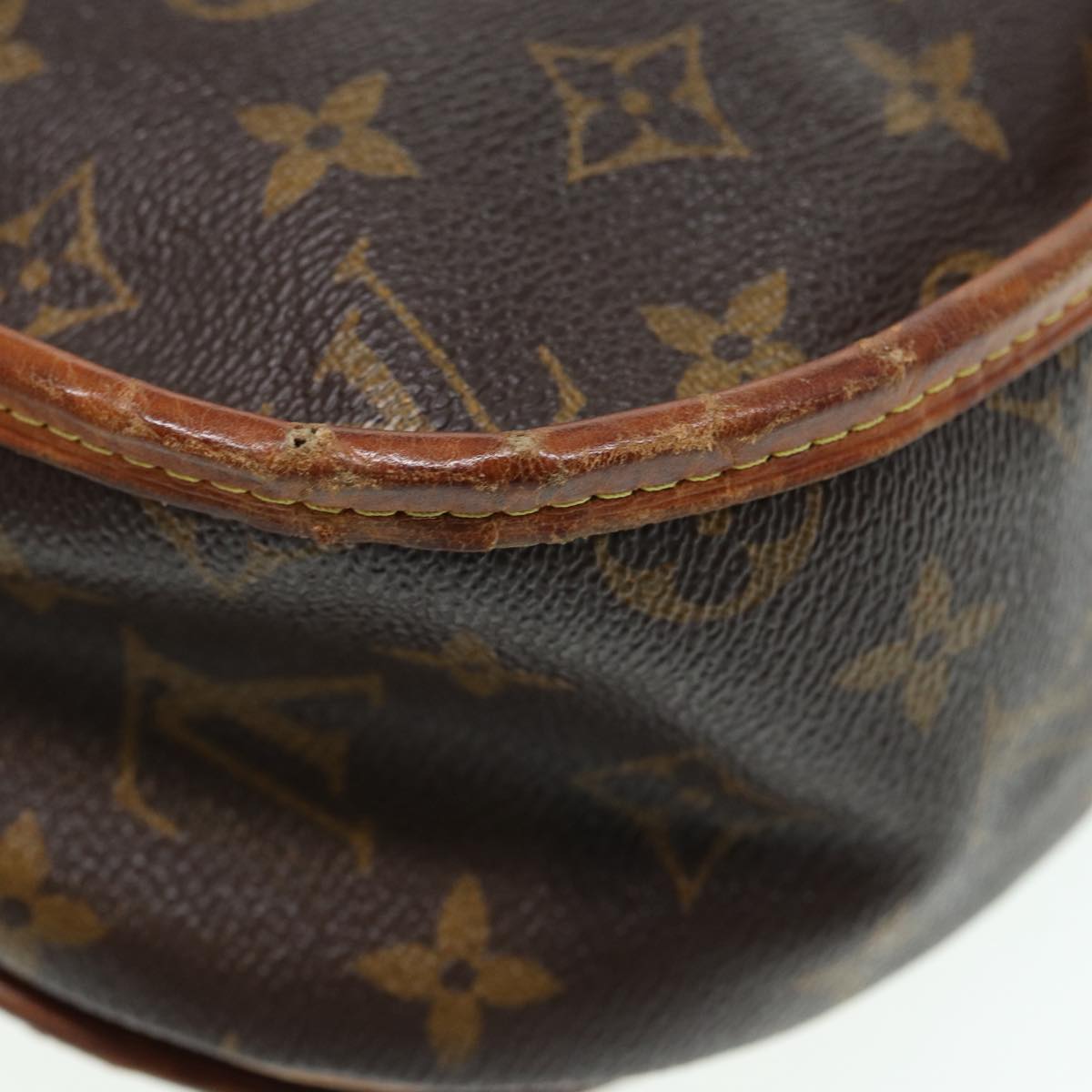 LOUIS VUITTON Monogram Menilmontant PM Shoulder Bag M40474 LV Auth 84503